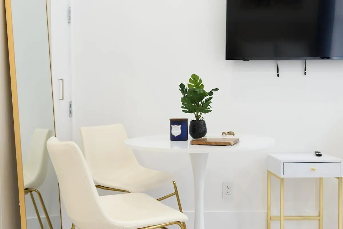 62-3A New Prime Ues W&D Apartment New York